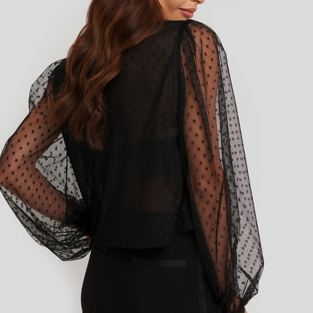 Express Polka Dot Puff Sleeve Blouse Top